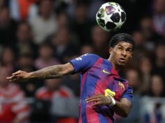 Správy z Man Utd: Prestupová bitka s Man City sa objaví, keď Marcus Rashford prosí Marcus Rashford naďalej dominoval titulkom