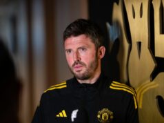 Správy z Man Utd: Red Devils dosiahli prestup za 43 miliónov libier, pretože budúcnosť Michaela Carricka je jasná Michael Carrick