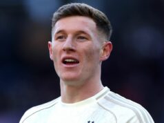 Správy z Man Utd: Výmenný prestup Elliotta Andersona sa posunul o krok bližšie k nájdeniu kupujúceho klubu Elliot Anderson z Nottingham Forest v akcii počas zápasu Premier League medzi Aston Villa a Nottingham Forest vo Villa Parku 3. januára 2026 v Birminghame v Anglicku.