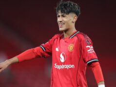 Správy z Man Utd: Záujem Man City o JJ Gabriela sa objavil po podaní žiadosti o návrat Marcusa Rashforda Futbalista Manchestru United JJ Gabriel body na futbalovom ihrisku