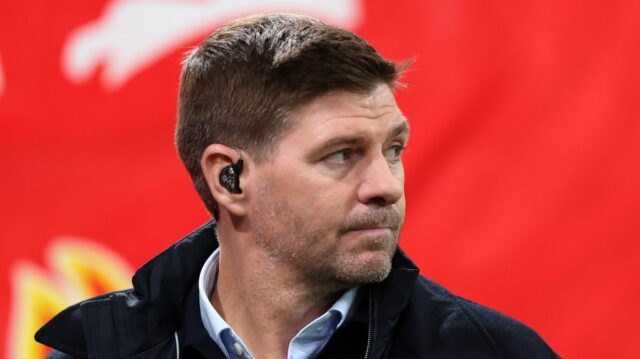 Steven Gerrard bude pravdepodobne bojovať o prácu v Burnley