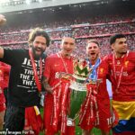 Steven Gerrard priznal, že mu v Liverpoole chýba Luis Diaz (vpravo) a bol by rád, keby sa vrátil na Anfield.