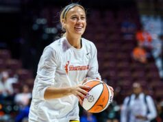 Strážkyňa horúčky Sophie Cunningham objasňuje tvrdenia o frustrácii voľných agentúr na X Strážkyňa horúčky Sophie Cunningham objasňuje tvrdenia o frustrácii voľných agentúr na X