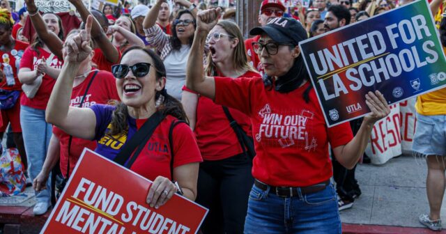 Stredoškolský šport LAUSD by sa zastavil, ak by odbory v Stredoškolský šport LAUSD by sa zastavil, ak by odbory v utorok štrajkovali