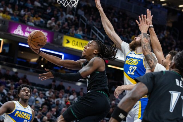 Súhrn NBA: Wolves down Pacers, následne si zaistite postup do NBA: Minnesota Timberwolves v Indiane Pacers