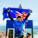 George Pittar je zobrazený, ako v nedeľu oslavuje svoje víťazstvo na Margaret River Pro, hneď po tom, čo zakričal frázu NSFW, ktorá sa bežne spája s Aussies.