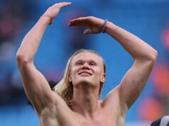 Tajomstvo neuveriteľnej postavy Erlinga Haalanda: Šialený režim s 6 000 kalóriami poháňaný kravskými srdcami, pečeňou a surovým mliekom, terapiou červeným svetlom… a oholenými rukami Tajomstvo neuveriteľnej postavy Erlinga Haalanda: Šialený režim s 6 000 kalóriami poháňaný kravskými srdcami, pečeňou a surovým mliekom, terapiou červeným svetlom... a oholenými rukami