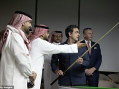 Teraz saudský priekopový snooker! Barry Hearn odhaľuje, že šport sa stane obeťou nemilosrdných škrtov národa s veľkými výdavkami, pričom na vlásku visí aj budúcnosť LIV Golf Snooker presunie jednu zo svojich akcií na točenie peňazí zo Saudskej Arábie, keďže národ stiahne financie z málo výkonných športov