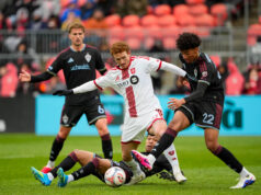 Toronto FC dokončilo divoký návrat 3:2 proti Coloradu Rapids za prvým gólom Josha Sargenta v MLS, krutým vlastným gólom Zacka Steffena Download app from appStore