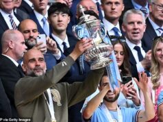 Toto skoré stretnutie s fanúšikmi Man City zaistilo, že Pep Guardiola bude vždy zaobchádzať s FA Cupom s láskou a rešpektom – niet divu, že sa môžu pochváliť týmto úžasným rekordom, píše JACK GAUGHAN. Pepovi Guardiolovi povedali fanúšikovia Man City, že FA Cup je nad Ligou majstrov