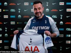 Tottenham potvrdzuje personál v zákulisí Roberta De Zerbiho, pričom len DVA z kľúčových talianskych tímov sa pripojili ako klubové bitky, aby sa vyhli zostupu Nový šéf Tottenhamu Roberto De Zerbi pridal do svojho zákulisného kádra iba dvoch trénerov