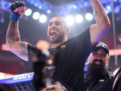 Tréner Eugene Bareman „panikáril“ pred UFC 327 KO Carlosa Ulberga Download app from appStore