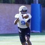 Tréner futbalistov UCLA Bob Chesney hovorí, že obrana sa zlepšuje