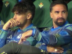 Trent Alexander-Arnold sa „posmieval“ z lavičky Realu Madrid, keď zábery zachytili spoluhráča Trent Alexander-Arnold.