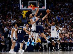 Trojitý double Nikoly Jokic rozširuje sériu Nuggets o Wolves NBA: Play-off-Minnesota Timberwolves v Denveri Nuggets