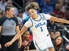 UCLA dominuje v Južnej Karolíne 79:51, aby získala prvý ženský basketbalový titul UCLA dominuje v Južnej Karolíne 79:51, aby získala prvý ženský basketbalový titul