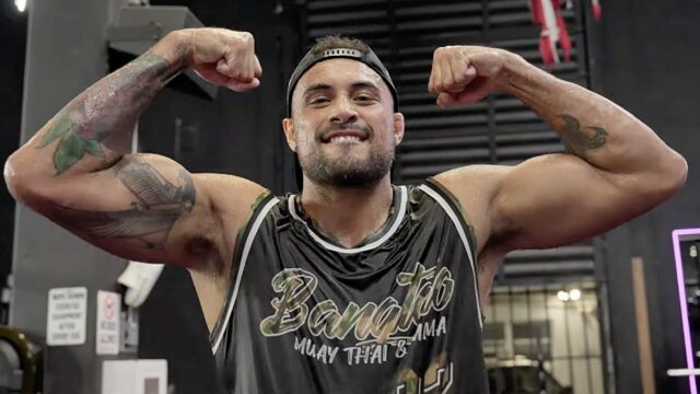 UFC 327 Embedded, epizóda 2: „Som pripravený šokovať svet“ Download app from appStore