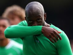 Utratilo sa 124 miliónov libier, ale Newcastle nie je bližšie k riešeniu útočníka Utratilo sa 124 miliónov libier, ale Newcastle nie je bližšie k riešeniu útočníka