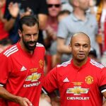 Danny Webber z Manchestru United oslavuje počas zápasu medzi Manchester United Legends a FC Barcelona Legends na Old Trafford 2. septembra 2017 v Manchestri v Anglicku. (Foto: Nathan Stirk/Getty Images)