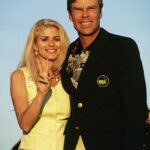 Manželka Bena Crenshawa, Julie, pomáhala organizovať každoročné jedlo pre manželky šampiónov