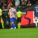 VAR stuhne Arsenal zbytočným zapojením do dvoch penalt