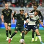 Vancouver skóroval dvakrát v nadstavenom čase, aby ohromil Portland