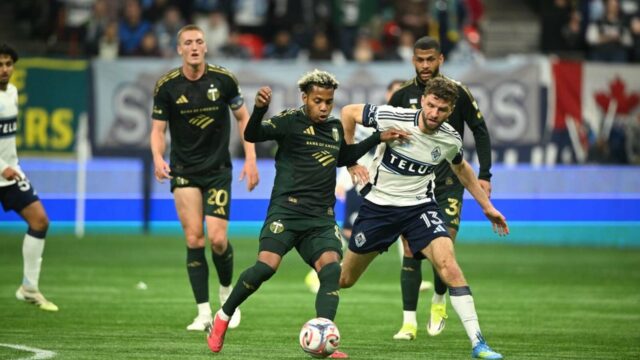 Vancouver skóroval dvakrát v nadstavenom čase, aby ohromil Portland Vancouver skóroval dvakrát v nadstavenom čase, aby ohromil Portland