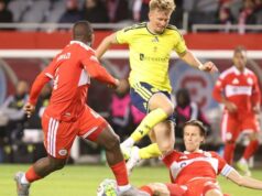 Vedúci Nashville na východe môže byť bez Sama Surridgea v Atlante Vedúci Nashville na východe môže byť bez Sama Surridgea v Atlante