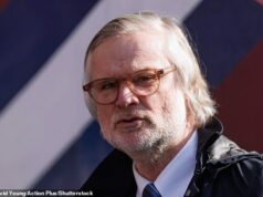 Veľakrát som premýšľal o tom, že skončím, hovorí šéf Dundee STEVEN PRESSLEY… Bol som si vedomý hluku a vždy som mal veľa neistoty, ale bez boja sa nikam nedostanete. Steven Pressley otvoril informácie o „zraniteľnostiach“, s ktorými bojoval počas svojej kariéry