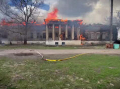 Video: Historická budova na Ukrajine je v plameňoch po útoku ruského bezpilotného lietadla | História Video: Historická budova na Ukrajine je v plameňoch po útoku ruského bezpilotného lietadla | História