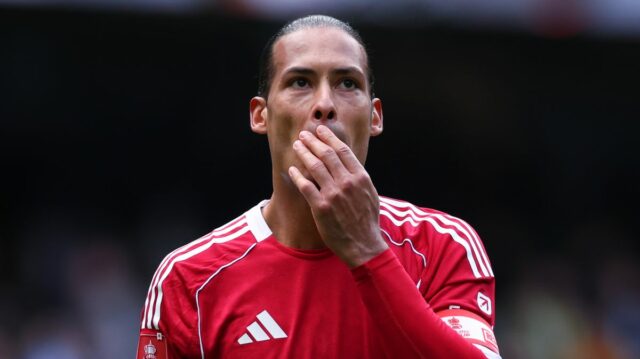 Virgil van Dijk bol v tejto sezóne pre Liverpool občas prekážkou