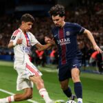 Vitinha odstúpil pre zranenie päty, pretože PSG si udržiava prvé miesto napriek prehre s Lyonom