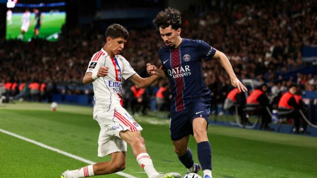 Vitinha odstúpil pre zranenie päty, pretože PSG si udržiava prvé miesto napriek prehre s Lyonom
