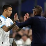 Mason Greenwood (vľavo) sa dostal pod paľbu pre svoju „nonšalantnú“ reč tela