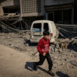 Vojna v Iráne naživo: Libanon smúti, keď izraelské nálety otriasajú Trumpom, Teheráne prímerie | Americko-izraelská vojna proti Iran News