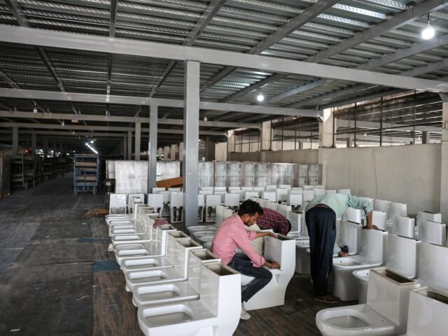 Vojna v Iráne si vynúti stratu pracovných miest, zvrátiť migráciu v keramickom centre Indie | Americko-izraelská vojna proti Iran News
