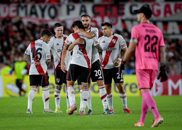 Vrátane hromadnej bitky: najzaujímavejšie zo stredajšieho Copa Sudamericana Download app from appStore