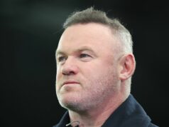 Wayne Rooney žiada o rytiersky titul, pretože myšlienky anglickej ikony sú jasné Wayne Rooney pracuje ako učenec