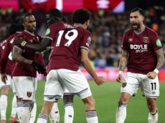 West Ham poslal Tottenham do poslednej trojky po víťazstve nad Wolves LONDÝN, ANGLICKO - 10. apríla: Taty Castellanos z West Ham United oslavuje strelenie druhého gólu svojho tímu s Pablom počas zápasu Premier League medzi West Ham United a Wolverhampton Wanderers na londýnskom štadióne 10. apríla 2026 v Londýne v Anglicku. (Foto: Mark Thompson/Getty Images)