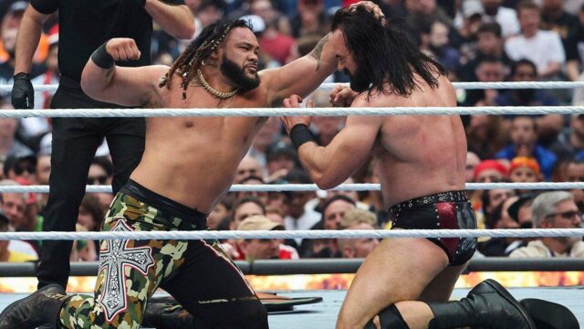 WrestleMania 42: Jacob Fatu triumfuje nad Drew McIntyre v nepovolenom zápase
