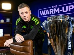 ZHODNITE S MYMI AMBÍCIAMI: Callum McGregor trvá na tom, že chce zostať v Celticu… ale iba ak mu klub dokáže, že to so súťažou na najvyššej úrovni myslí vážne Callum McGregor hovoril pred rozhodujúcim nájazdom po rozdelení a finále Škótskeho pohára