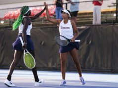 Ženský tenis Auburn vyhráva titul v pravidelnej sezóne SEC Download app from appStore