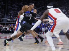 Zhrnutie NBA: Magický náskok od začiatku, nadol piesty s najvyšším nasadením v otvárači NBA: Playoffs-Orlando Magic v Detroite Pistons