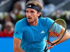 „Zlyhanie“ Stefanos Tsitsipas povedal, že neopravil „slabé stránky“ "Zlyhanie" Stefanos Tsitsipas povedal, že neopravil "slabé stránky"