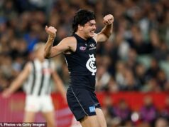 Znepokojujúce zábery Elijaha Hollandsa vyvolávajú obavy, pretože emocionálne straty spôsobujú, že fanúšikovia Blues sa obávajú o pohodu hviezdneho stredopoliara Hviezda Carltonu Elijah Hollands mal noc, na ktorú zabudol, keď Collingwood vo štvrtok porazil Blues