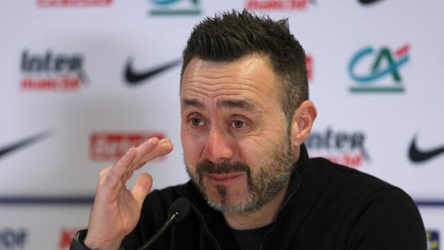 Hlavný tréner Roberto De Zerbi z Olympique de Marseille hovorí po zápase Francúzskeho pohára medzi Olympique de Marseille a Stade Rennais na Orange Velodrome 3. februára 2026 v Marseille vo Francúzsku.