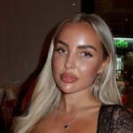 Priateľka Colea Palmera, Olivia Jewell Holder