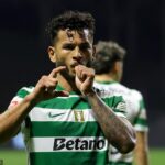 Útočník Sportingu Lisabon Luis Suarez strelil 33 gólov vo všetkých súťažiach - a teraz má na muške Arsenal