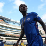 Zraneného obrancu Chelsea oficiálne spozorovali na tréningu pred súbojom s Manchestrom United