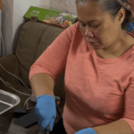 „Jedlo zjednocuje“: Ako libanonskí migranti kŕmia vojnou vysídlených | Izrael útočí na Libanon